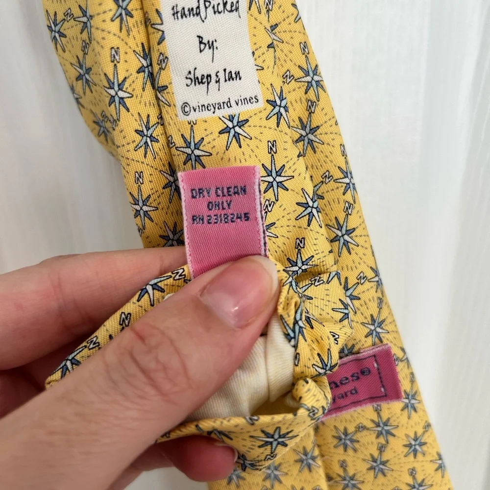 Vineyard Vines Nautical themed Yellow and Blue boys Patterned Tie